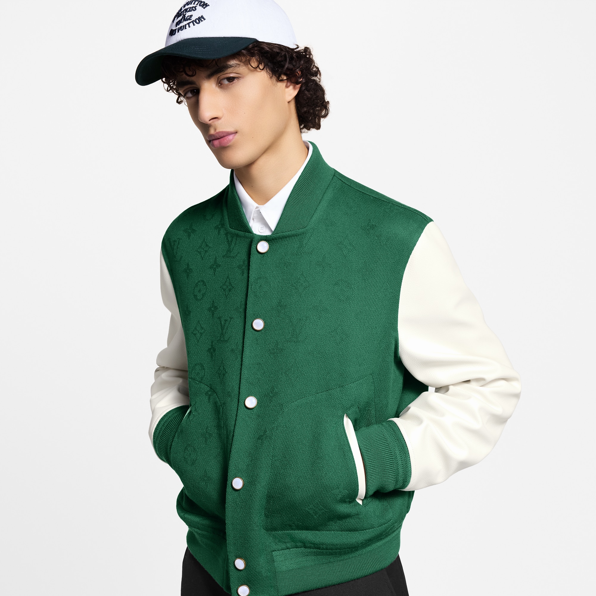 LOUIS VUITTON レース ジャケット v114 LOUIS VUITTON ルイ・ヴィトン レースジャケット